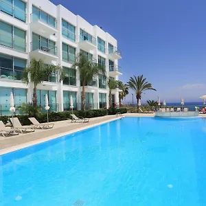 coralli-spa-resort-and-residence.protaras-cy-hotels.com/